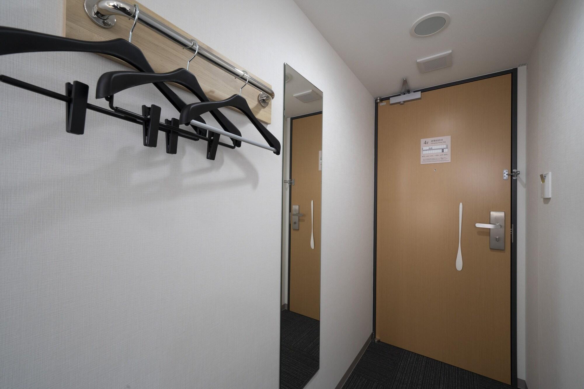 R&B Hotel Nagoya Shinkansenguchi Buitenkant foto