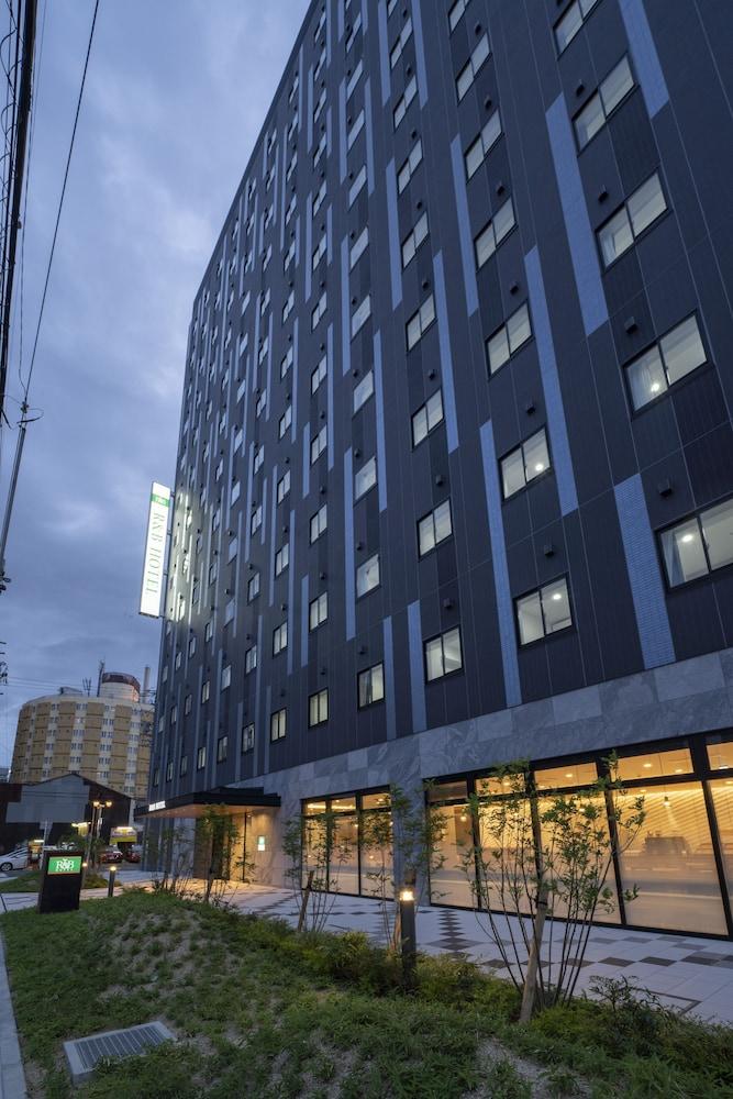 R&B Hotel Nagoya Shinkansenguchi Buitenkant foto